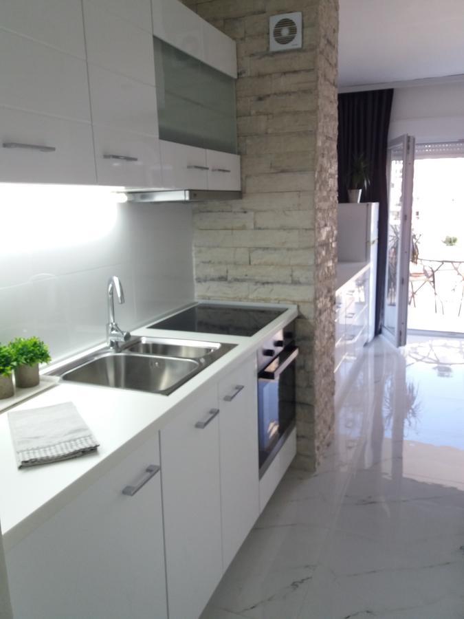 Holiday Home Duka'S Bar Luaran gambar
